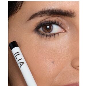 Clean Line Gel Liner